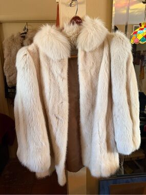 Gorgeous White Mink & Fox Fur Coat